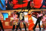 Gaurav Chopa and Mouni Roy at Vivel Soap presents Star Cintaa Superstars ka Jalwa in Mumbai on 14th April 2010  .JPG